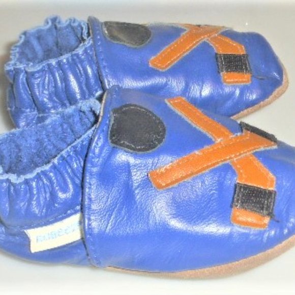 Robeez BABY BOOTIES Size 6-12 Months NHL Baby Slippers HOCKEY Stick Hockey Net - Picture 3 of 6